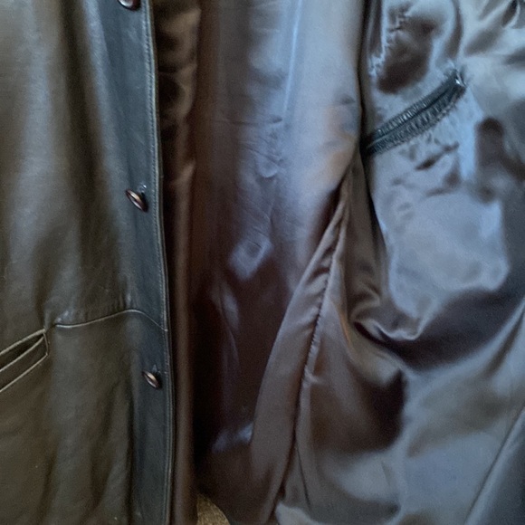 Vintage black Leather jacket - Picture 7 of 15